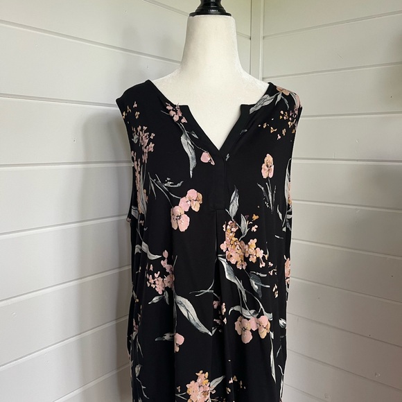 Reitman’s Size XL Sleeveless/V-neck Floral top, EUC - Picture 2 of 15